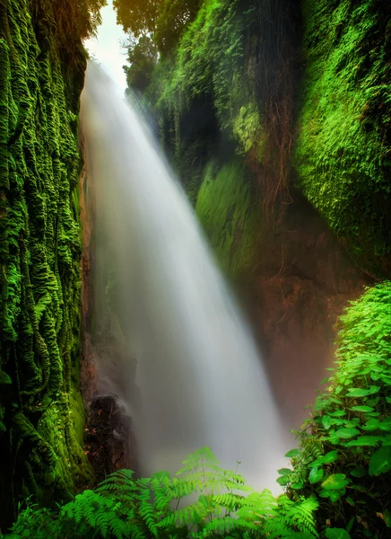 Luft terjun Wasserfall — Stockfoto
