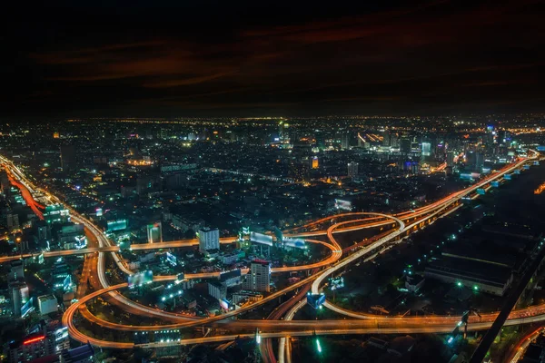 Bangkok şehir gece görünümü — Stok fotoğraf