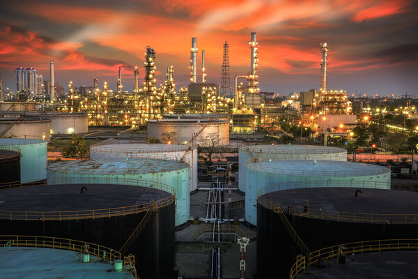 Landscape of oil refinery industry 