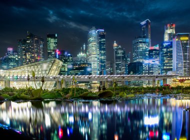 Singapur finans bölgesinin manzarası 
