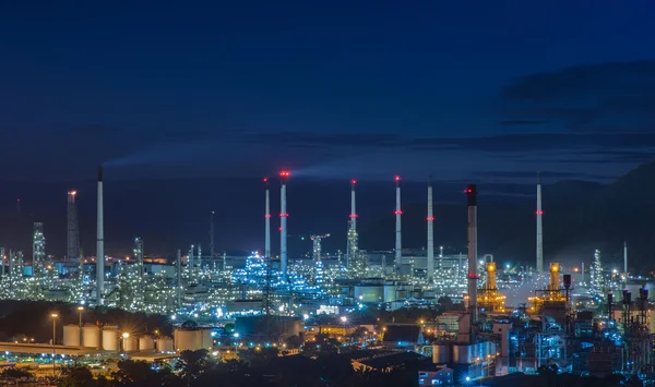 Petrol rafineri sanayi tesisi — Stok fotoğraf