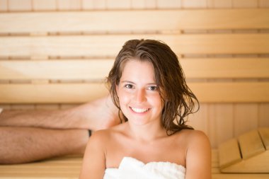 Buhar odasında Sauna Banyosu