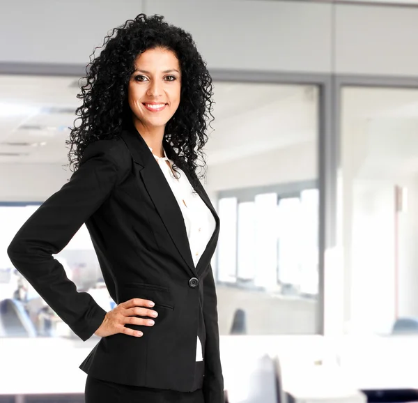 Retrato de mulher de negócios lindo — Fotografia de Stock