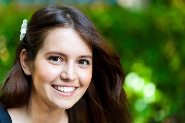 Retrato de mujer joven —  Fotos de Stock