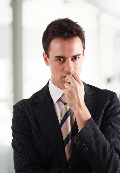 Hombre de negocios negativo — Foto de Stock