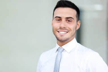 Genç başarılı işadamı portresi