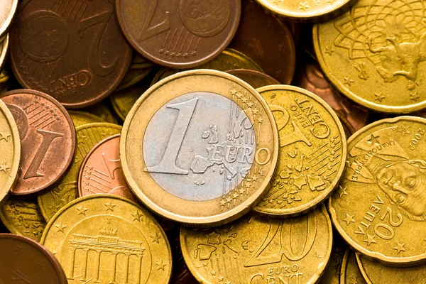 Moedas em euros — Fotografia de Stock