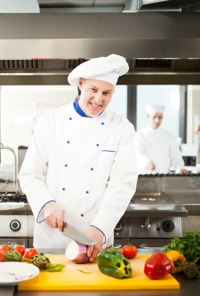 Chef en el trabajo — Foto de Stock