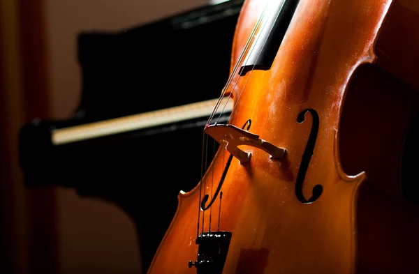 Violín y piano — Foto de Stock