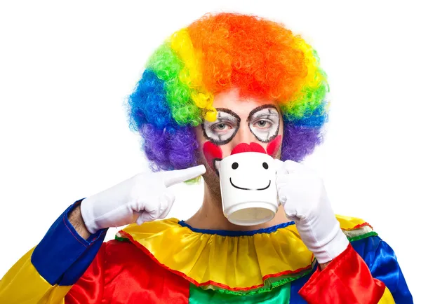 Clown avec tasse souriante — Photo