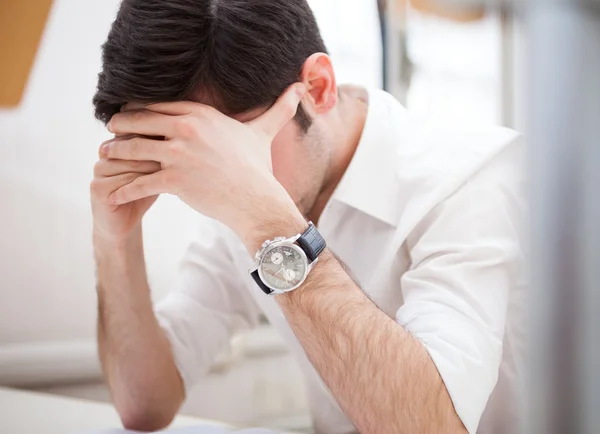 Uomo stressato — Foto Stock