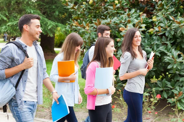 Studentengruppe — Stockfoto