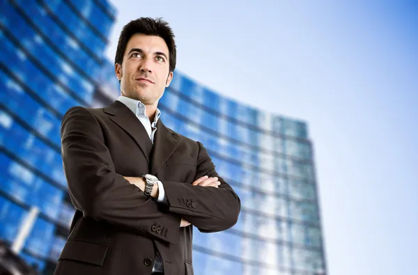 Hombre de negocios al aire libre — Foto de Stock