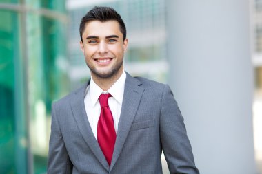 yakışıklı iş adamı
