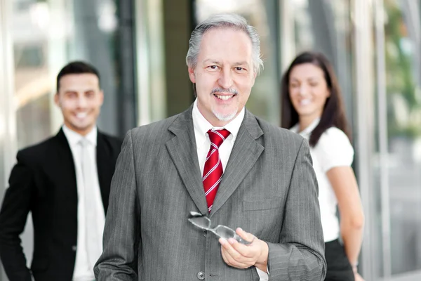 Personas de negocios al aire libre — Foto de Stock