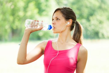 aktif kadın içme suyu