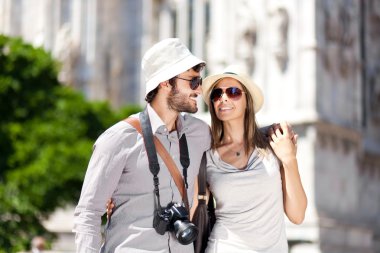 İyi vakit geçiriyor turist Çift