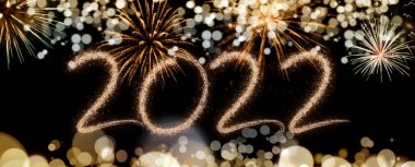 2022 Yeni Yıl havai fişek arka planı, mutlu tatiller ve yeni yıl konsepti