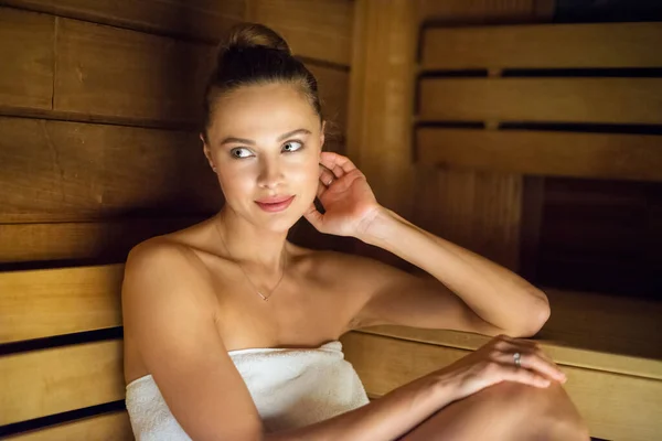 Woman Steam Bath Sauna Relax — Stock Photo, Image