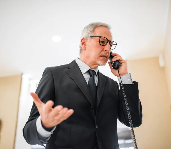 Businessman Talking Phone — Stock Photo, Image