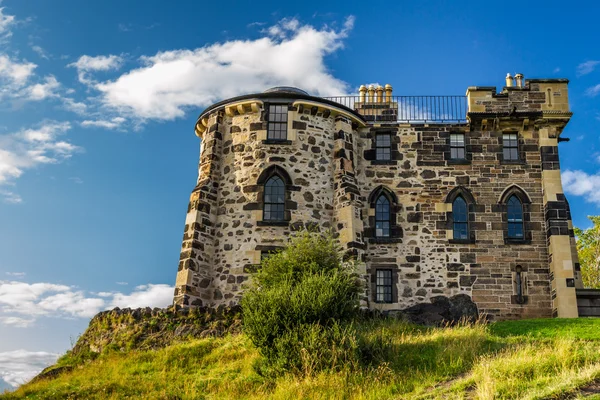 La casa gotica Edimburgo in estate — Foto Stock