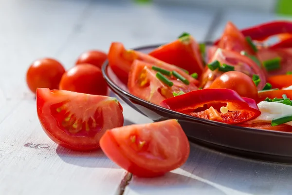 Closeup of salad made from tomato and mozzarella — Stock Photo, Image