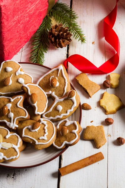 Homemade prezent Boże Narodzenie dekoracje i ciasteczka — Zdjęcie stockowe