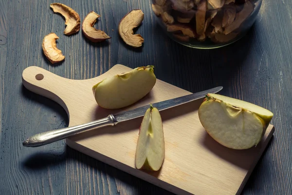 Closeup of raw and dried apple — Stock Photo, Image