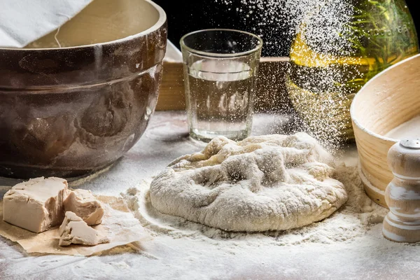 Freshly pizza served with red wine — Stock Photo, Image