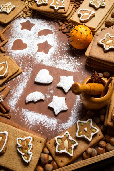 Homemade decorating gingerbread cookies — Stock Photo, Image
