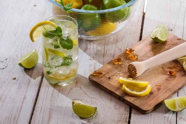 Drink made of citrus fruit with ice — Stock Photo, Image