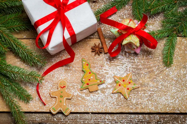 Biscoitos de gengibre como presente para o Natal — Fotografia de Stock