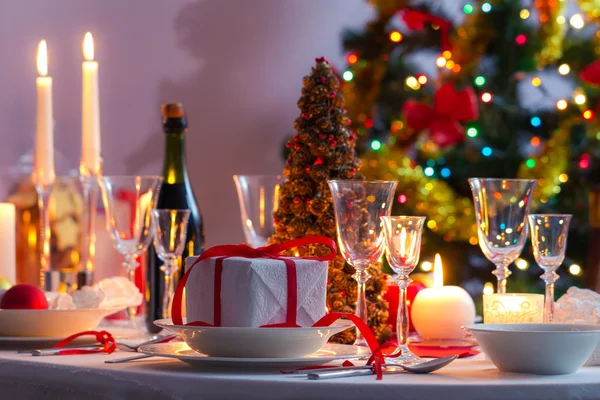 Mesa de Navidad antes de la cena Imagen de archivo