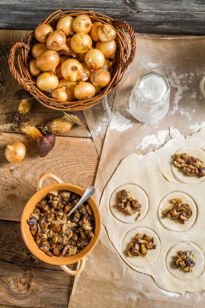 Ingredientes para bolinhos com cogumelos — Fotografia de Stock