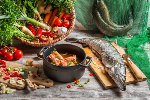 Freshly caught fish and vegetables for soup ingredients — Stock Photo, Image