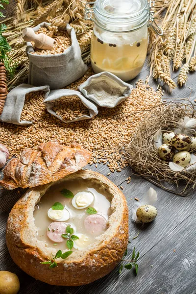 Ingrediënten voor zelfgemaakte zure soep — Stockfoto