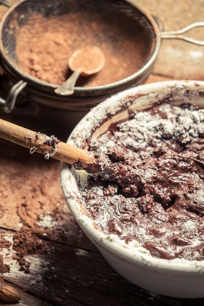 Le cacao comme composant du chocolat fait maison — Photo