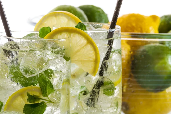Açúcar triturado e citrinos para bebidas frias — Fotografia de Stock
