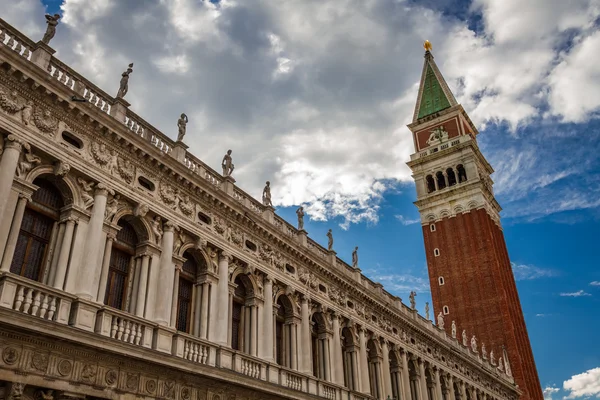 Campanile su Piazza San Marco, Venezia — Foto Stock