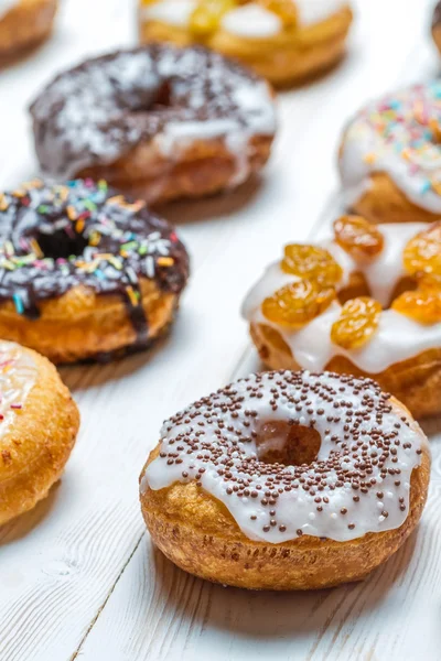 Grupo de rosquinhas coloridas — Fotografia de Stock