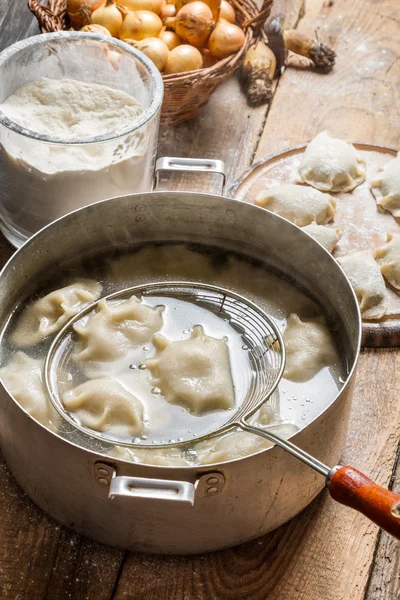 Freshly cooked homemade dumplings — Stock Photo, Image