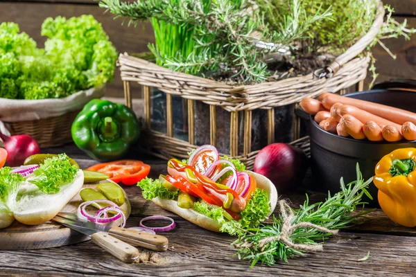 Ingredientes para cachorro quente caseiro — Fotografia de Stock