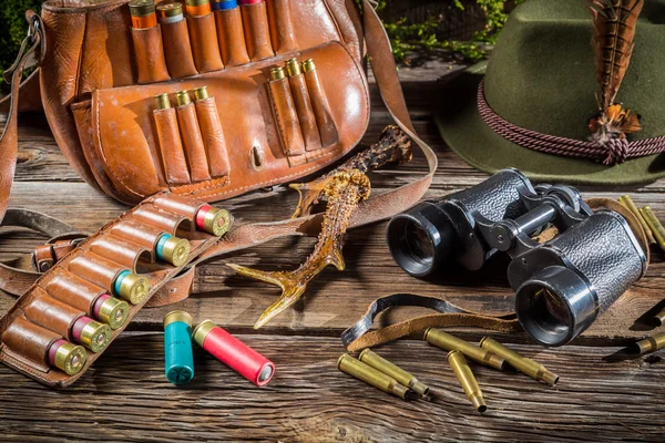 Hunting equipment in a forester lodge — Stock Photo, Image