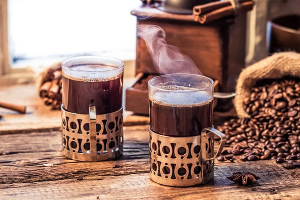 Freshly brewed coffee in the old style — Stock Photo, Image