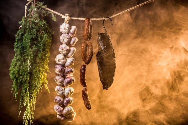 Rökt skinka i hemgjord Rökeri — Stockfoto