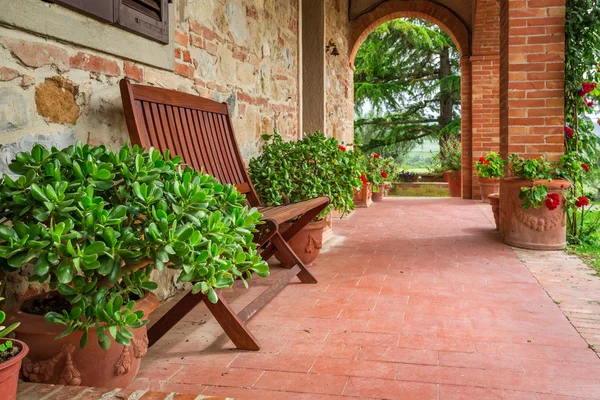 Porch full of flowers in Tuscany — Stock Photo, Image