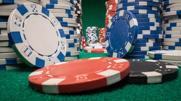 Green Gambling Table Cards Chips Texas Holdem Texas Holdem Poker — Stock Photo, Image