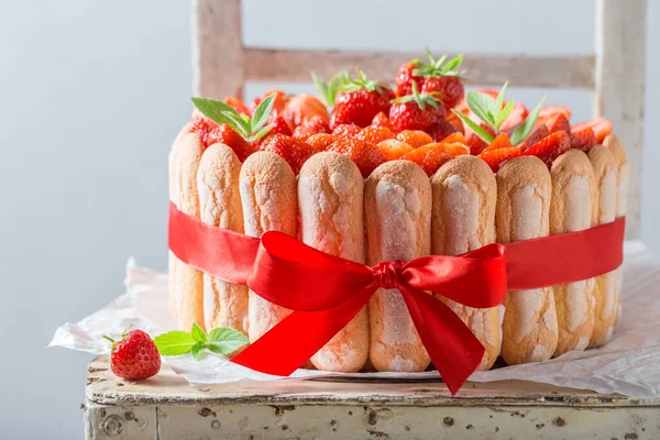 Homemade Delicious Cake Jelly Strawberries Homemade Berries Cake Summer — Stock Photo, Image