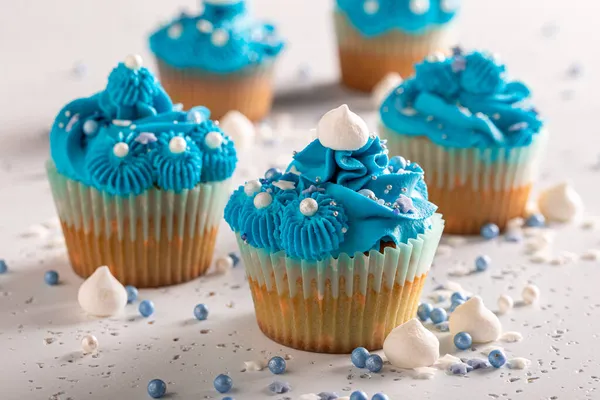 Tasty Cupcakes Blue Whipped Cream Ready Eat Perfect Blue Dessert — Stock Photo, Image