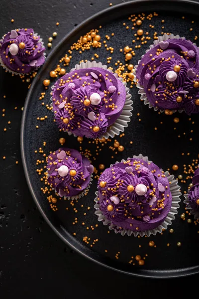 Homemade Cupcakes Violet Cream Ready Eat Magnificent Purple Dessert Golden — Stock Photo, Image